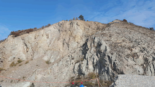 1602225224542081.gif 2.gif